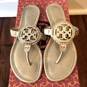Tory Burch Miller Fringe Metallic Gold Sandals Sz 6